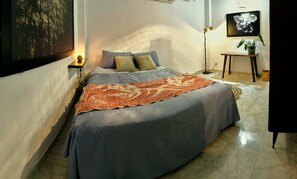 1 makuuhuone, silitysrauta/-lauta, Wi-Fi