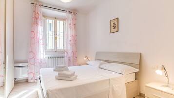 1 Schlafzimmer, Bügeleisen/Bügelbrett, Bettwäsche