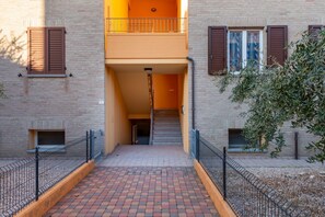 Exterior - GuestHost - NEW! Apt 5 min from the sea with Terrace & Parking (Marotta)