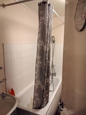 Apartment, 1 Queen Bed with Sofa bed | Bathroom
