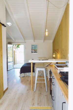 Free WiFi - Cozy studio between countryside and ocean (Aljezur)