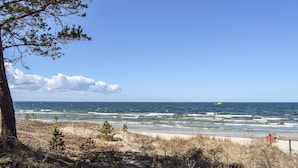 Nær stranden og fisking