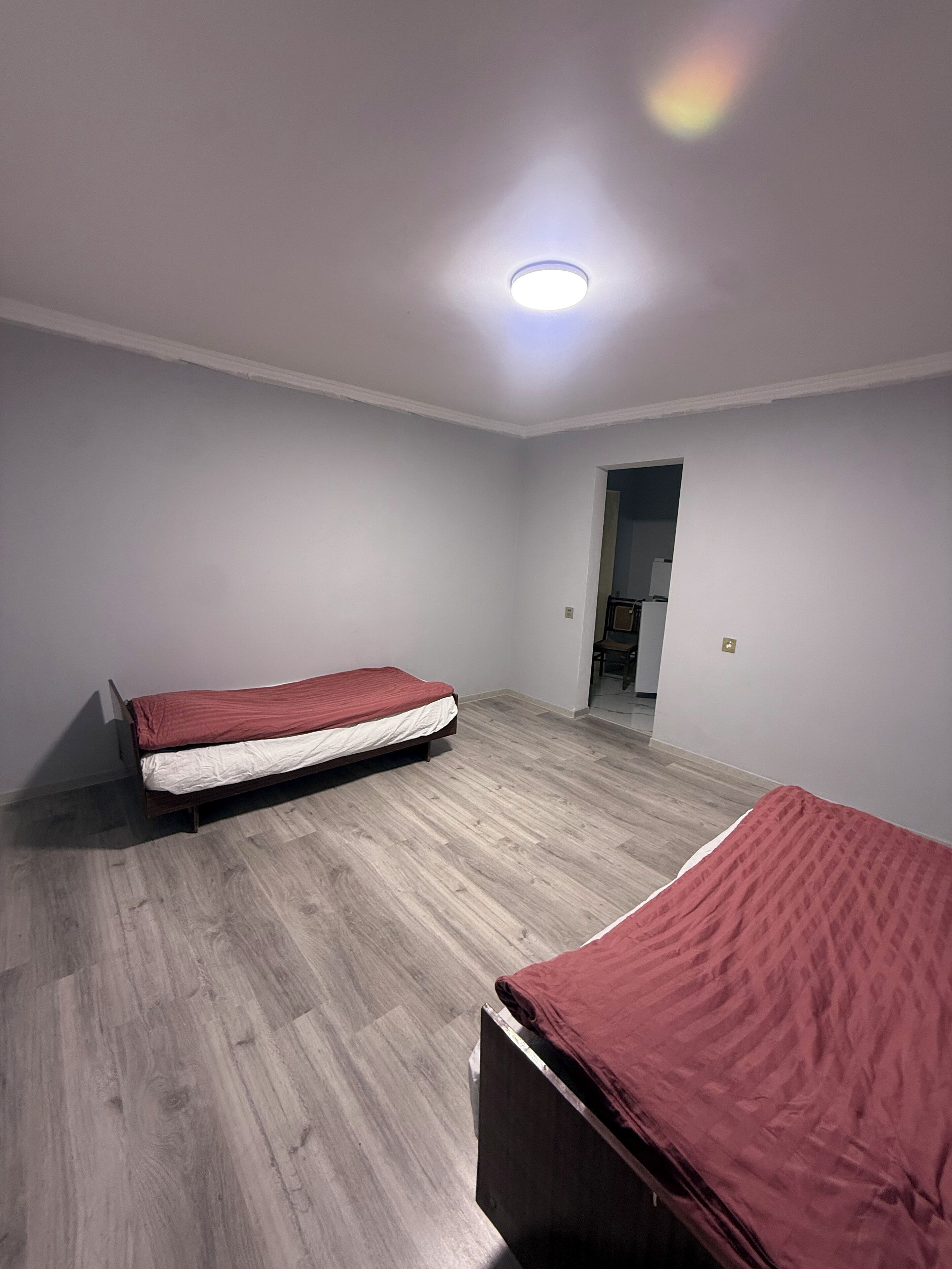 Laptop workspace, iron/ironing board, free WiFi, bed sheets