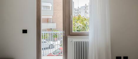 2 slaapkamers, een strijkplank/strijkijzer, gratis wifi, beddengoed