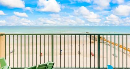 Breathtaking Views, Heated Pool & Beach Access!