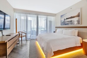 Deluxe Condo | 2 bedrooms, premium bedding, in-room safe, individually furnished - Private Home Hotel W South Beach By LMC (Miami Beach)