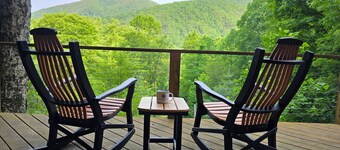 Private retreat with mountain views and a cascading creek on 3 acres. Fast wifi