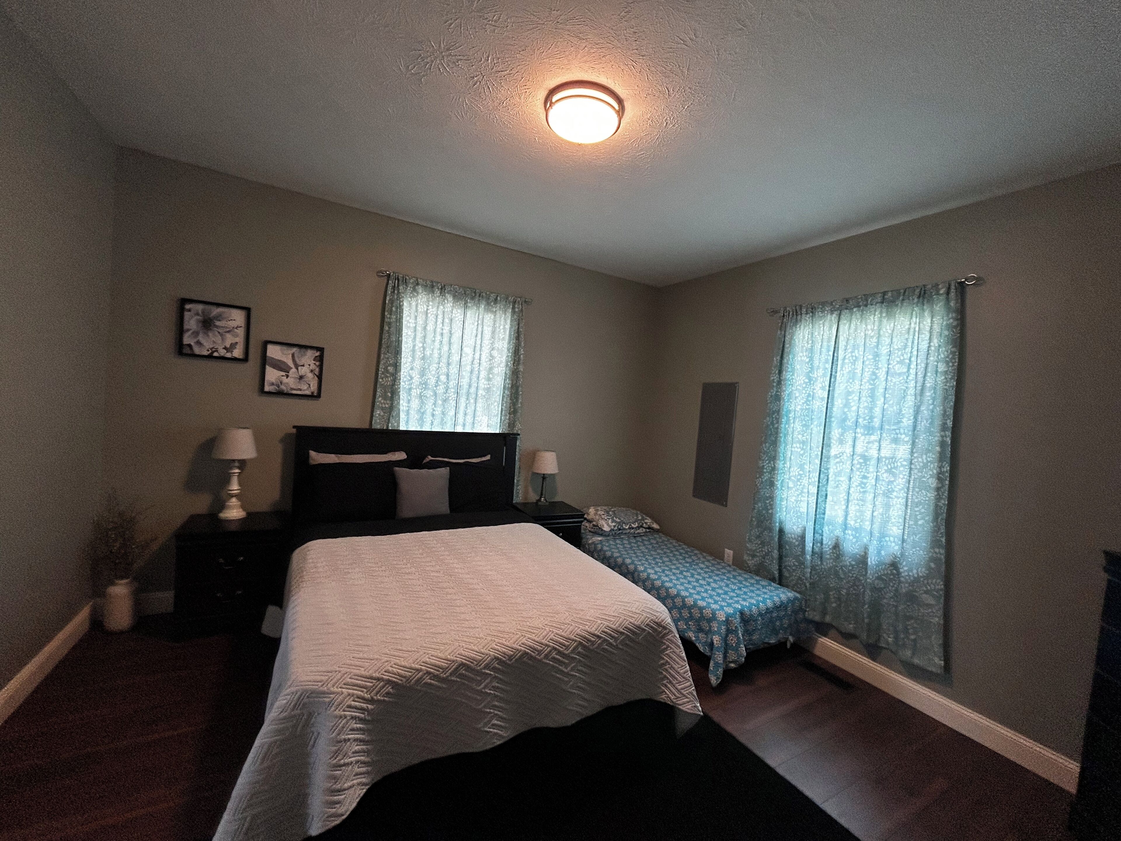 2 sovrum, resesäng, gratis wi-fi och sängkläder