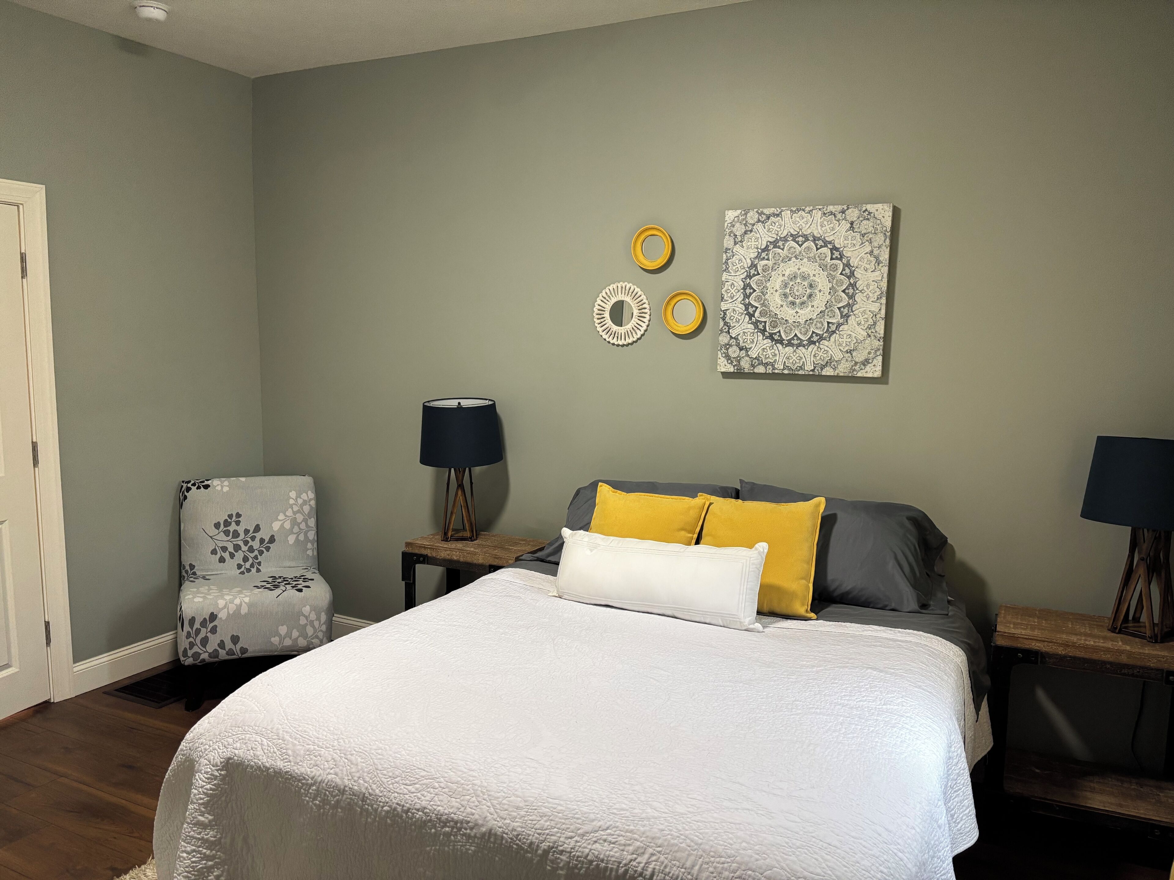 2 slaapkamers, reisbedje, gratis wifi, beddengoed
