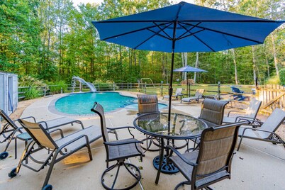 Escape the city to this Spacious and Clean 5BR / 3.5BA home with a Heated Pool and Spa on 8 Acres in Horse & Wine Country