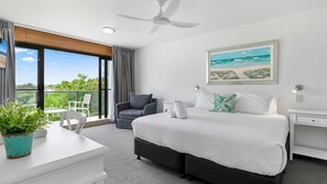 3 bedrooms, iron/ironing board, free WiFi, bed sheets - 21/1 Quamby Place Noosa Heads (Noosa Heads)