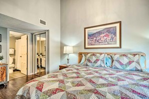 3 habitaciones, tabla de planchar con plancha, wifi y ropa de cama 