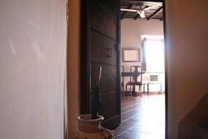 Interior - Portico d'Ottavia, heart of ancient Rome (Roma)