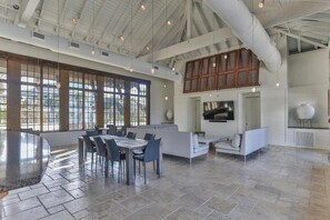 Interior - 30A Luxury Retreat Home Walk 2 Beach Gated Resort Infinity Pool OverlookingOcean (Santa Rosa Beach)