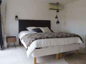 4 Schlafzimmer, Bügeleisen/Bügelbrett, Reisekinderbett, kostenloses WLAN