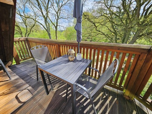 Ferienwohnung - gemütliche Stunden, 100 m zum Wasser, Ruhe und Natur pur