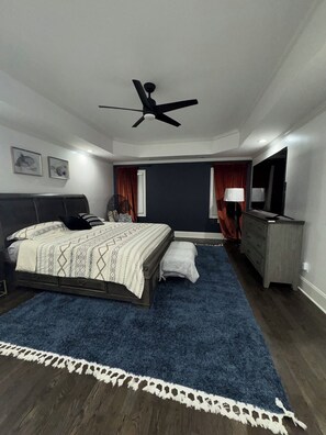 5 dormitorios, escritorio, wifi gratis y ropa de cama