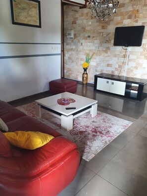 TV - N'residence (Douala)