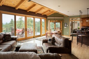 Smart TV, fireplace, table tennis, books