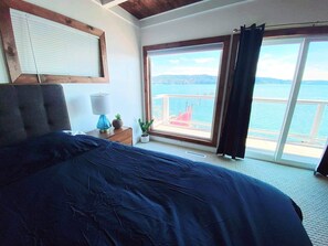 3 bedrooms, iron/ironing board, travel crib, free WiFi