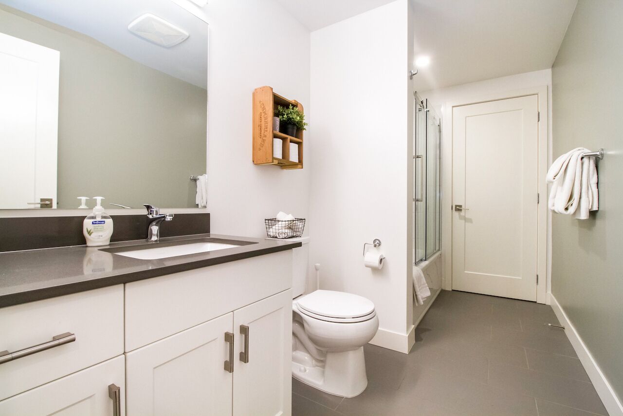 Revelstoke Retreat | Bathroom