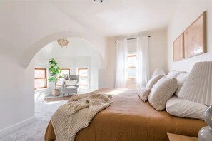 5 bedrooms, in-room safe, iron/ironing board, WiFi