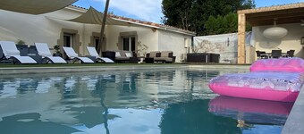 House with sauna/jacuzzi/foot pool in the Hermitage
​Rechercher des détails