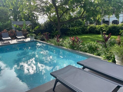 Modern 3 Bed Villa with Large Private Pool - 5 minutes to the Beach!