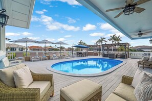 Outdoor pool, a heated pool -  Luxury WaterFront Home, Putting Green, Bocce, Kayaks SUP's Bikes Pool/PPong Tbl (Marco Island)