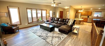 The Akes house is a great place to relax and let all your aches fade away. 