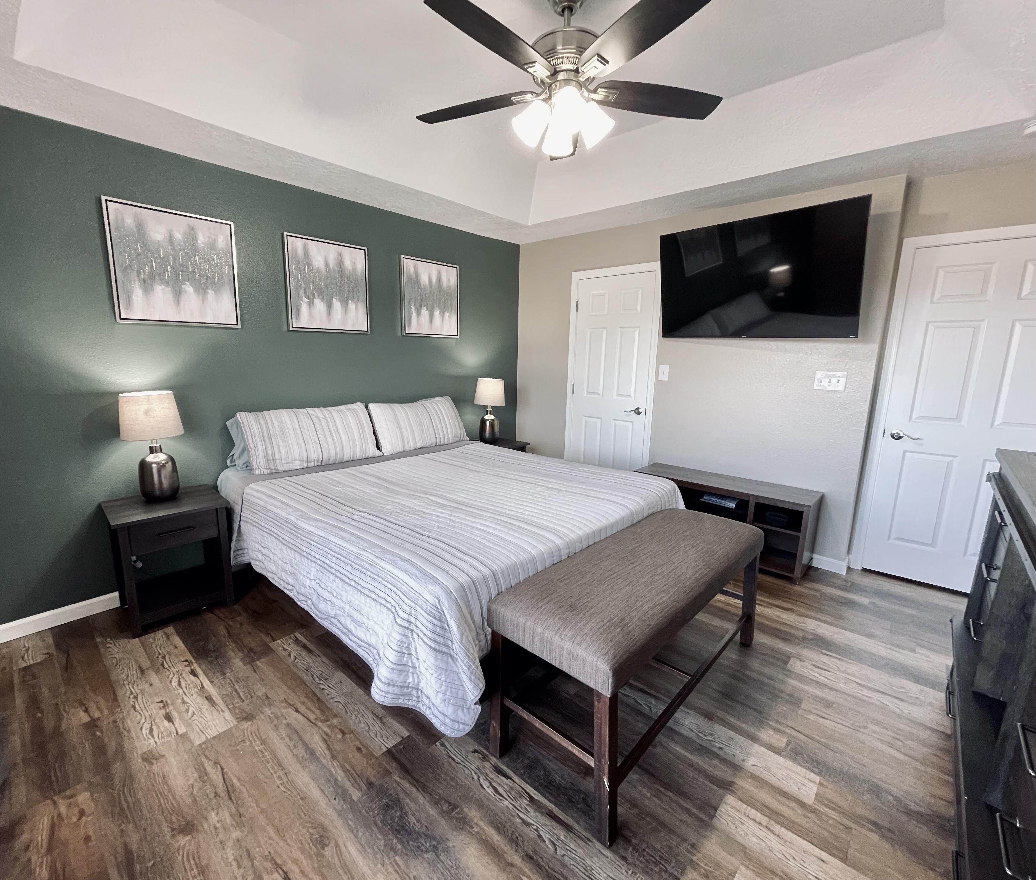 3 habitaciones, tabla de planchar con plancha y wifi gratis 