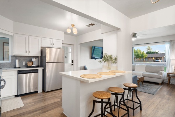 Refrigerador, microondas, horno, placa de cocina