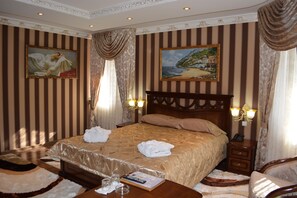 Luxury Room | Minibar, iron/ironing board, free WiFi, bed sheets - Papillon Hotel (Tashkent)