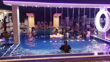 Piscina externa