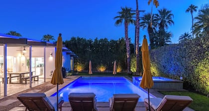 Mid-Century Home, HUGE Pool & Spa, 5-min to downtown - HAVANA HOUSE PALM SPRINGS