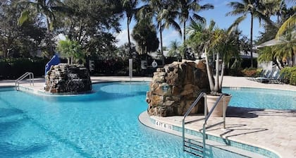 Lely Greenlinks Villa Naples Heated Pool + FREE ROUNDS OF GOLF