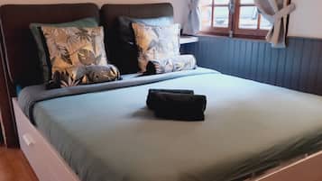 1 bedroom, in-room safe, iron/ironing board, WiFi