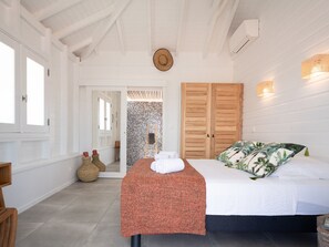 2 slaapkamers, een strijkplank/strijkijzer, reisbedje, wifi