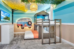 9 bedrooms, WiFi
