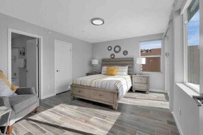 4 bedrooms, desk, iron/ironing board, travel cot