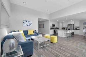 Smart TV, fireplace, video games, table tennis