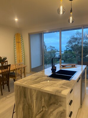 Interior - Brand new upside down townhouse with ocean views (Ventnor)