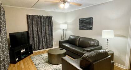 Walking Distance to Downtown Natchitoches / Christmas Lights