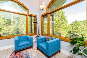 Interior - Home for Holidays Villa at Stony Woods near Asheville Pet Friendly (Marshall)
