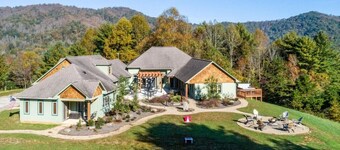Home for Holidays Villa at Stony Woods near Asheville Pet Friendly