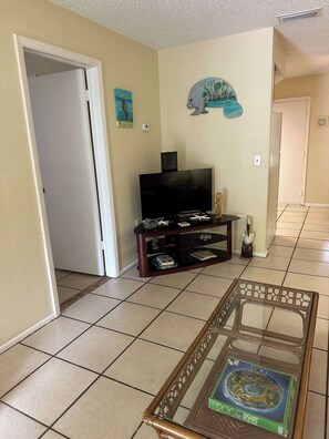 Interior - Professor Rousseau's Manatee Bay (Crystal River)