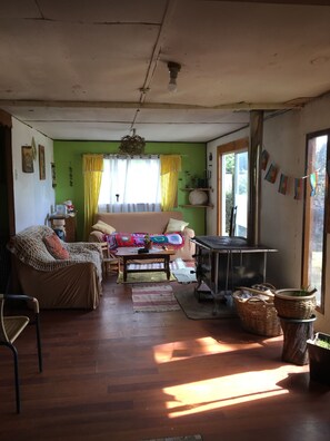 Smart TV, fireplace, table football, ping pong - Family home (Castro)