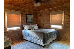 3 chambres, fer et planche à repasser, accès au Wi-Fi (inclus)