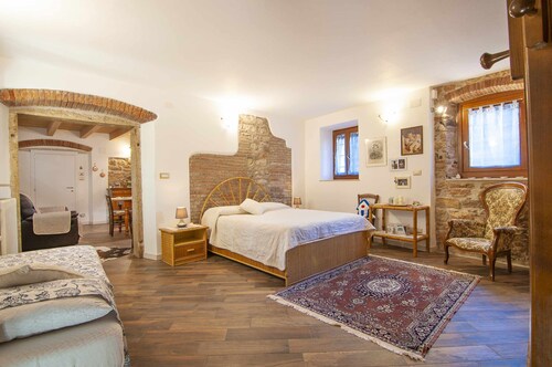 Dimora Laura - Romantic with open wood stove