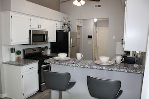 Private kitchen - Château Living, King Bed & Private Chef! (Riverdale)